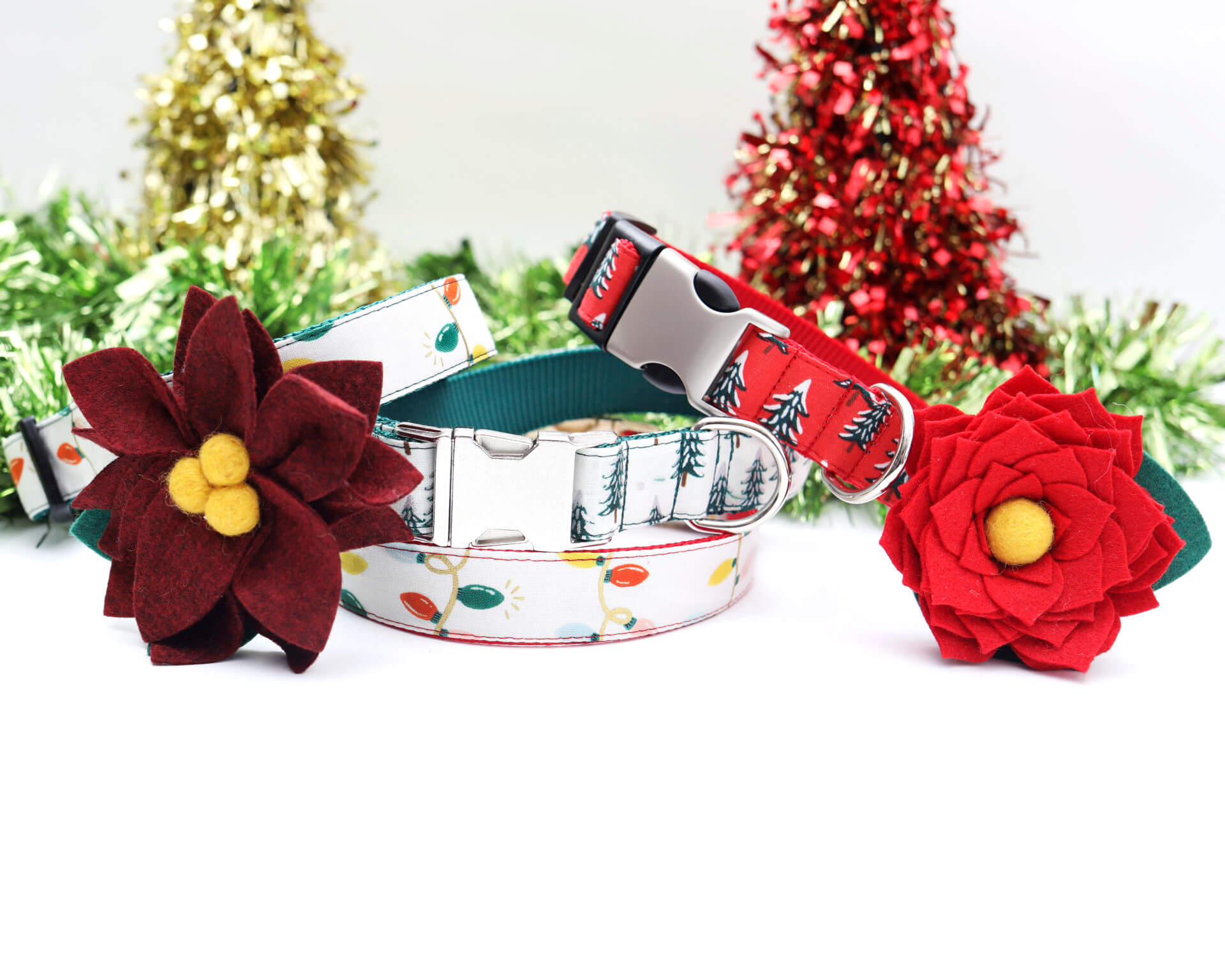 Poinsettia Christmas Flannel Fi Compatible Customizable Dog Collar –  Peached Pups